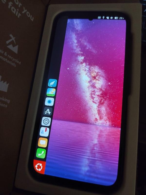 Ekran główny Ubuntu Touch